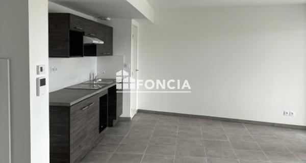 Location Appartement 4 pièces 82.11 m² - Avignon 84000