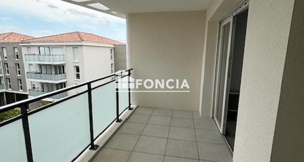 Location Appartement 4 pièces 82.11 m² - Avignon 84000