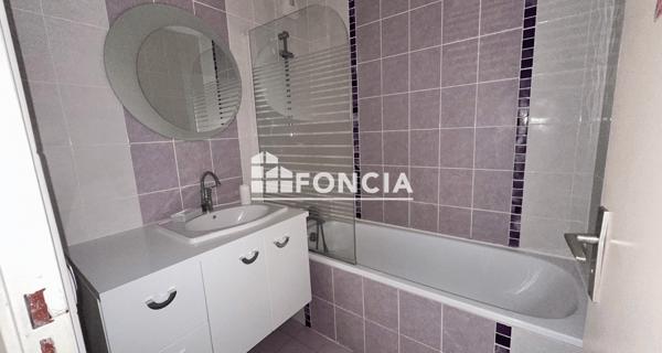 Location Appartement meublé 4 pièces 76.2 m² - Villeurbanne 69100