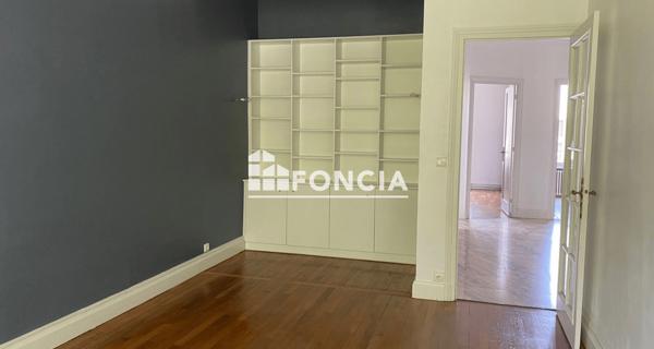 Location Appartement 3 pièces 76.11 m² - Lyon 69006