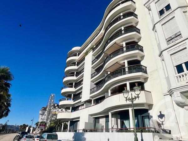Appartement à vendre  7 pièces - 177 m2 PAU - 64
