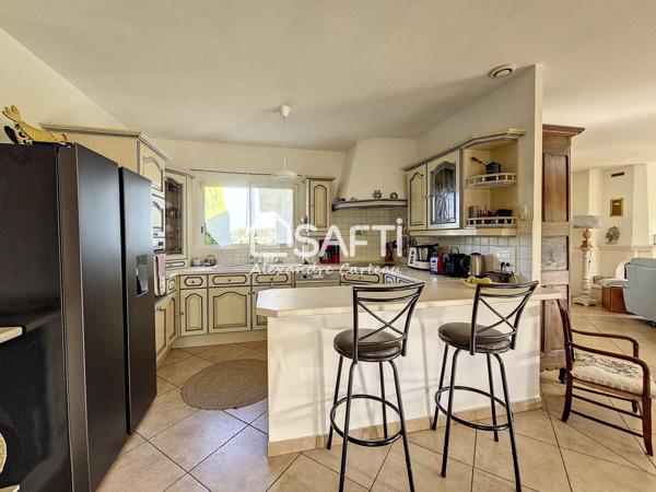 Contemporaine 155 m² 4 chambres, garage et piscine