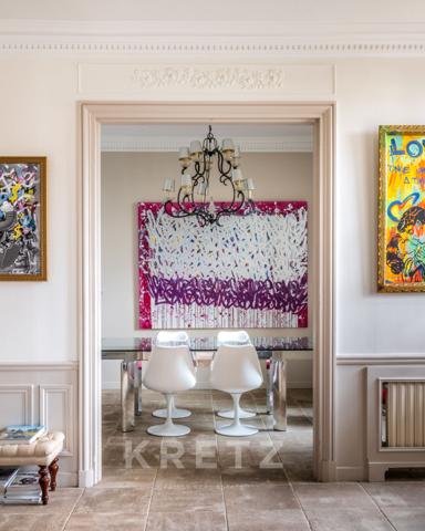 Grande maison familiale du XIXe siècle avec jardin