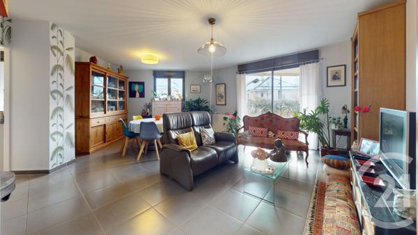 Appartement T3 à vendre  3 pièces - 88,10 m2 ONET LE CHATEAU - 12