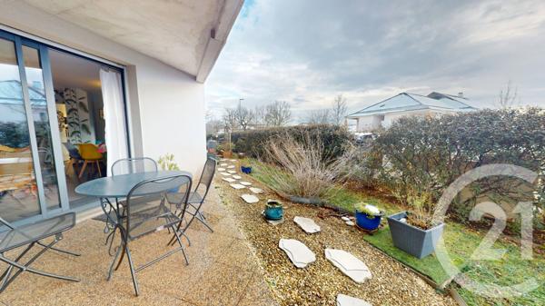 Appartement T3 à vendre  3 pièces - 88,10 m2 ONET LE CHATEAU - 12