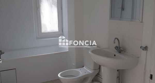 Location Appartement 2 pièces 47.94 m² - Dreux 28100