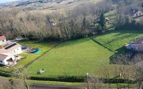 Terrain à vendre    Montfort-en-Chalosse