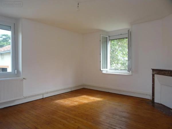 Location - Maison Sault-Saint-Remy 08190 5 pièces 139 m 2