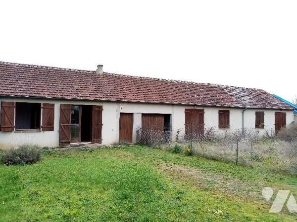 TROIS PAVILLONS ATTENANTS proche commerces, écoles et gare