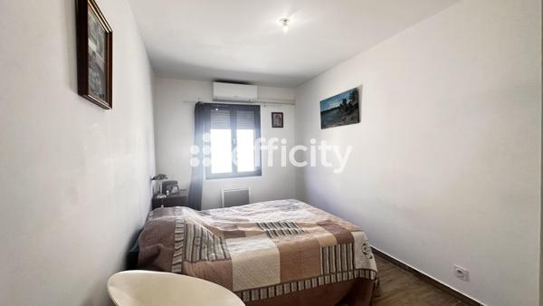 Maison
         5 pièces
        - 94 m² 315 000 € *
