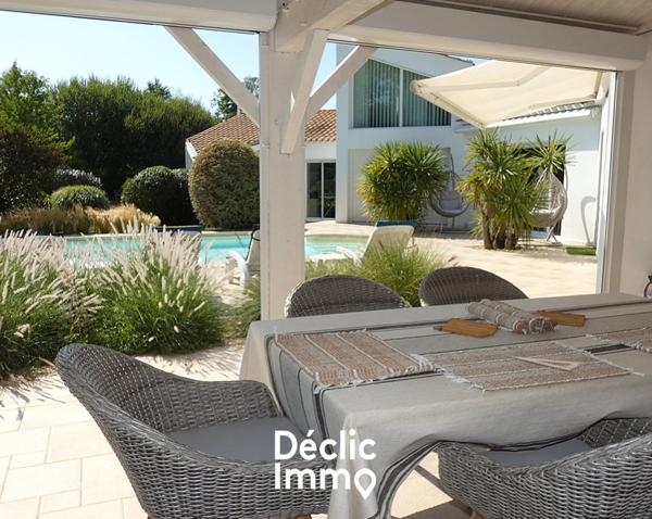 Vente villa Challans, 225m² 7 pièces 790 000€ avec piscine