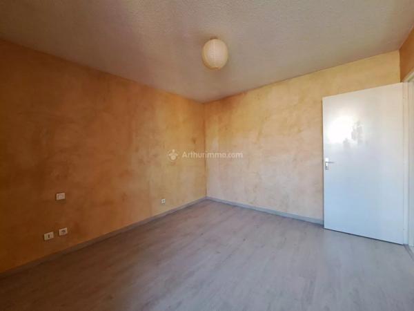 Location Appartement 2 pièces 45 m2 à Carmaux