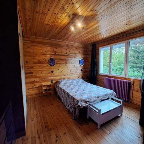 A VENDRE MAISON / 3 CHAMBRES / 2 BUREAUX / DEPENDANCE / GRAND JARDIN