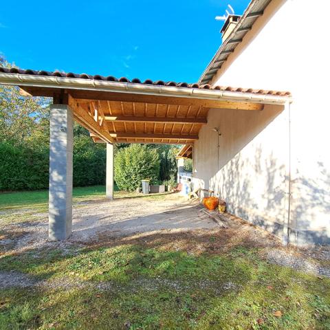 A VENDRE MAISON / 3 CHAMBRES / 2 BUREAUX / DEPENDANCE / GRAND JARDIN