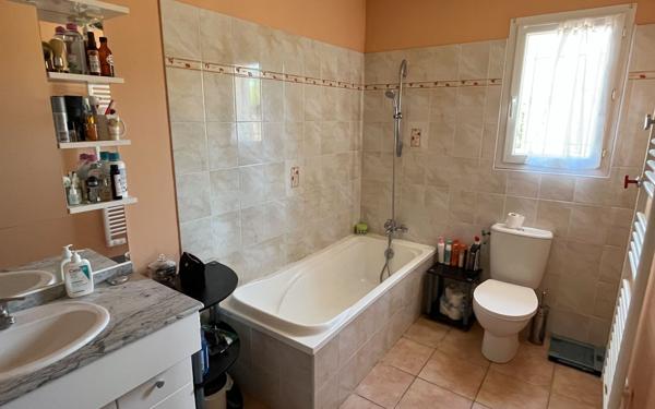 Maison à vendre    4 pièces •  L'Isle-sur-la-Sorgue