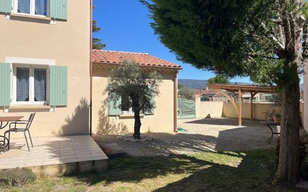 Maison à vendre    4 pièces •  L'Isle-sur-la-Sorgue