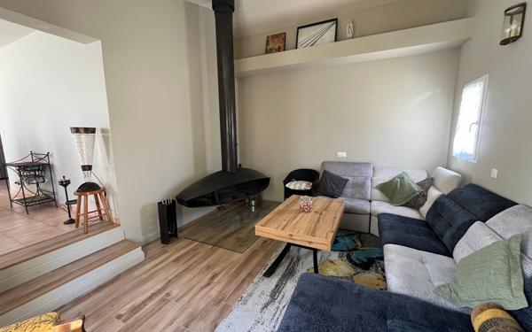 Maison à vendre    4 pièces •  L'Isle-sur-la-Sorgue