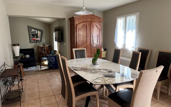 Maison à vendre    4 pièces •  L'Isle-sur-la-Sorgue