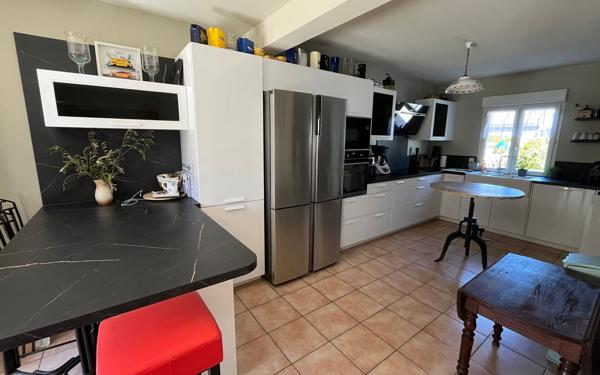 Maison à vendre    4 pièces •  L'Isle-sur-la-Sorgue