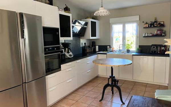 Maison à vendre    4 pièces •  L'Isle-sur-la-Sorgue