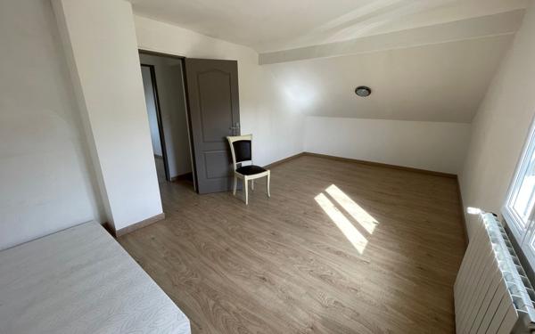 Maison à vendre    4 pièces • 97,17 m2 Méry-sur-Oise