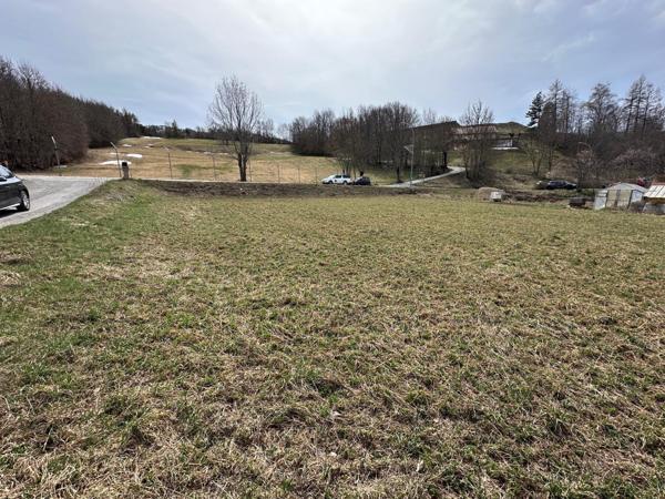 Rare à la vente terrain en pied de pistes d’Ancelle