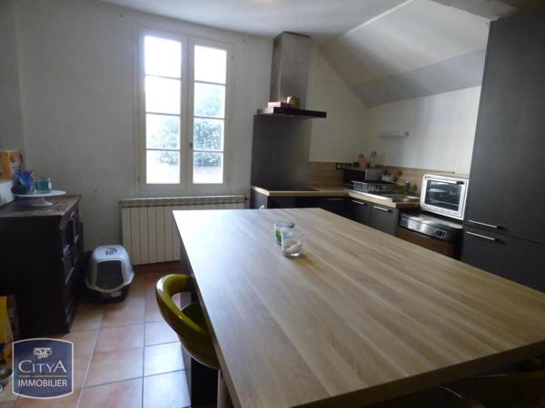 Appartement à louer 2 pièces 58.02m² Clermont-l'Hérault (34800)