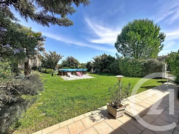 Maison à vendre  5 pièces - 145 m 2   CASTRIES  - 34