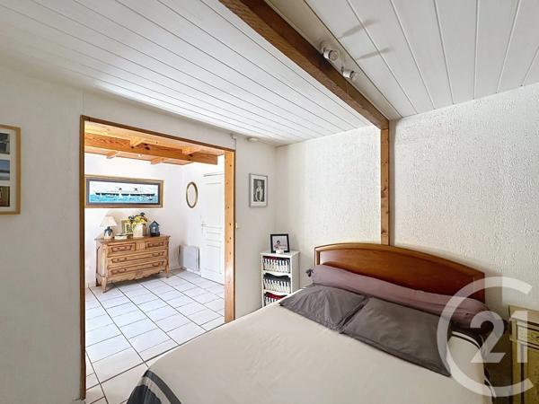 Maison à vendre  5 pièces - 145 m 2   CASTRIES  - 34