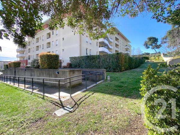 Appartement F3 à vendre  3 pièces - 65,20 m2 MARSEILLE - 13013