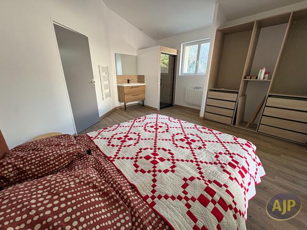 Maison à louer Blanquefort : 5 pièces, 156m² avec 4 chambre(s) à 2 200€ - AJP Immobilier Saint Andre de Cubzac