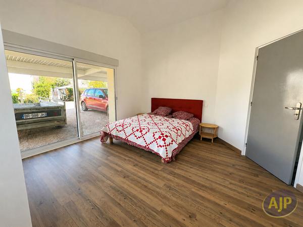 Maison à louer Blanquefort : 5 pièces, 156m² avec 4 chambre(s) à 2 200€ - AJP Immobilier Saint Andre de Cubzac
