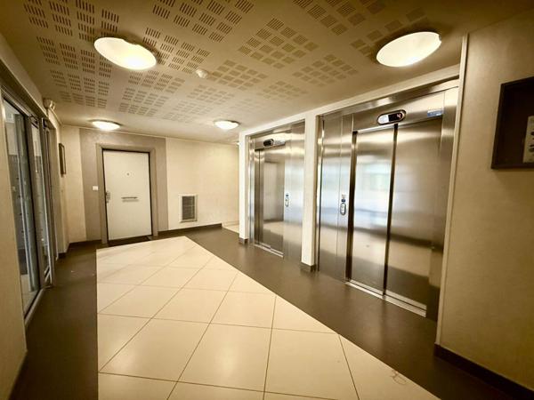 Appartement Fleury Merogis 2 pièce(s) 41 m2