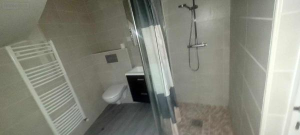 Maison de ville à vendre à Thiberville dans l'Eure (27230), ref : 052/309   
centre ville