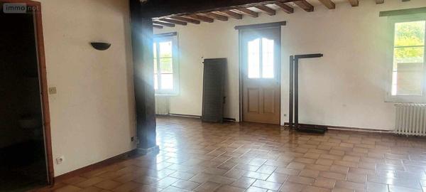 Maison de ville à vendre à Thiberville dans l'Eure (27230), ref : 052/309   
centre ville