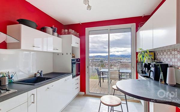 Maison à vendre    4 pièces •  Cournon-d'Auvergne