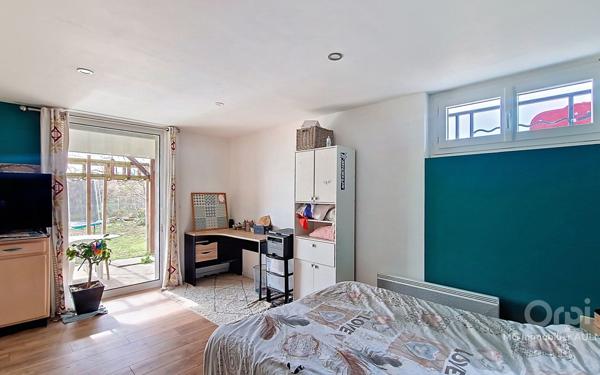 Maison à vendre    4 pièces •  Cournon-d'Auvergne