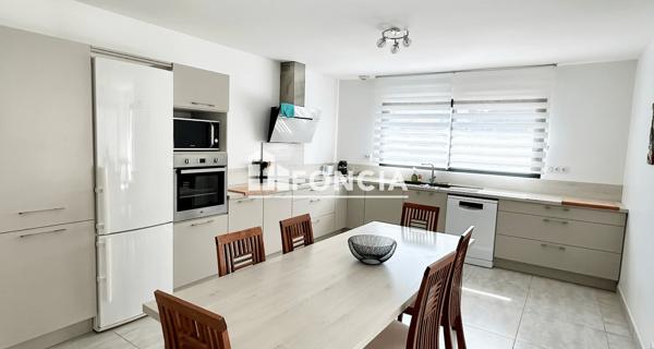 À vendre Maison 4 pièces 110 m² - Narbonne 11100