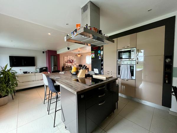 Maison à vendre à Taden proche Dinan- 5 pièces, 4 chambres, terrain de 1256m²