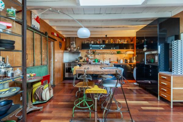 BIEN MIXTE AVEC LOCAL COMMERCIAL ET HABITATION À ANGRESSE