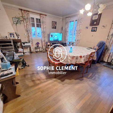 Beauvais (60000) ** L'AUDACIEUSE **