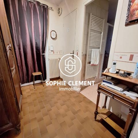 Beauvais (60000) ** L'AUDACIEUSE **