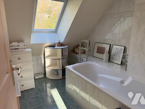 Sur la commune déléguée de BRICQUEBEC