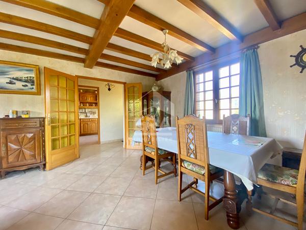 Maison à vendre TREPIED, 3 chambres, 1 sous-sol et garages