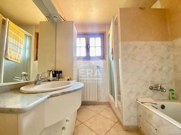 Maison à vendre TREPIED, 3 chambres, 1 sous-sol et garages