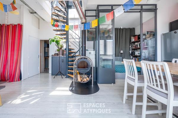 Dernier étage avec rooftop et vue époustouflante