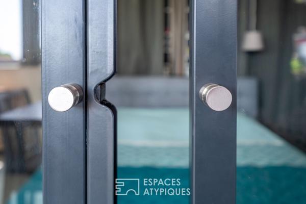 Dernier étage avec rooftop et vue époustouflante