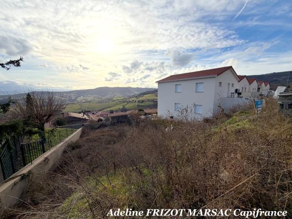 TERRAIN 315M2 CONSTRUCTIBLE - VIABILISE - VUE DEGAGEE - CENTRE SAINT ROMAIN EN JAREZ