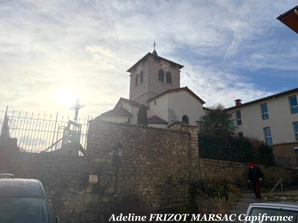 TERRAIN 315M2 CONSTRUCTIBLE - VIABILISE - VUE DEGAGEE - CENTRE SAINT ROMAIN EN JAREZ