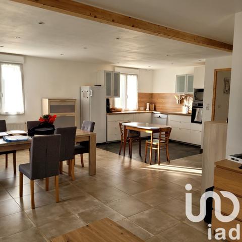 Longère 9 pièces de 258 m² à Gardonne (24680)